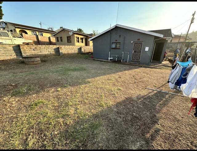2 BEDROOM FREESTANDING FOR SALE IN EDENDALE BB